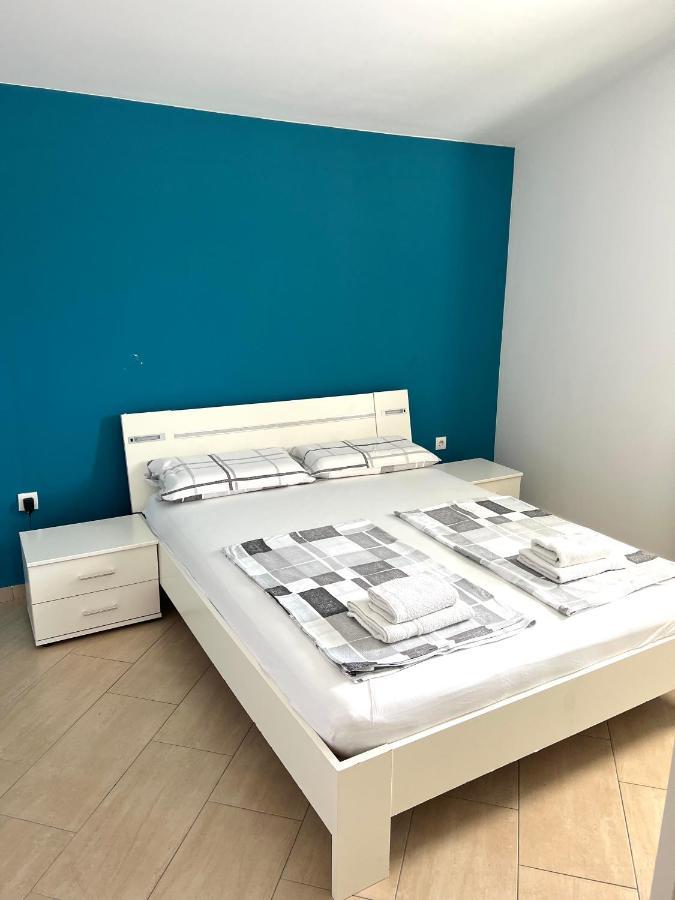 Apartments Villa Marina โรกอซนิซา ภายนอก รูปภาพ